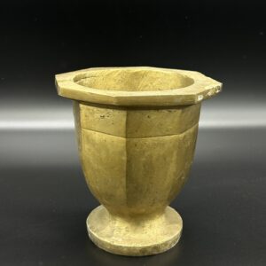 Moździerz kamienny ośmiokątny