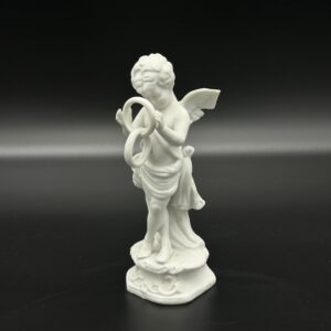 Figurka porcelanowa aniołek