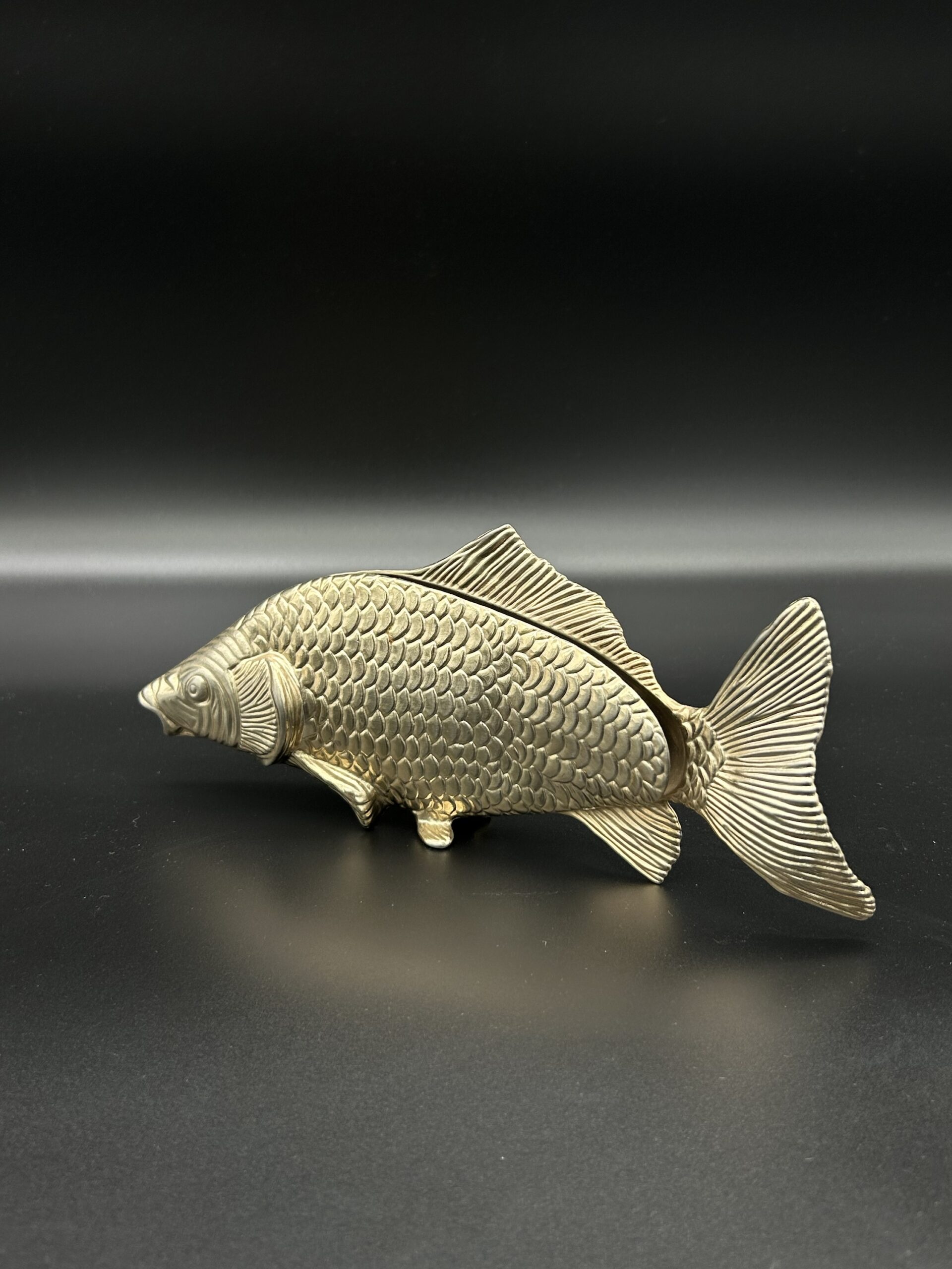 Figurka ryby mosiężna - serwetownik