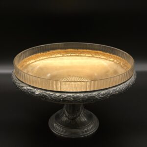 Patera na nodze secesyjna