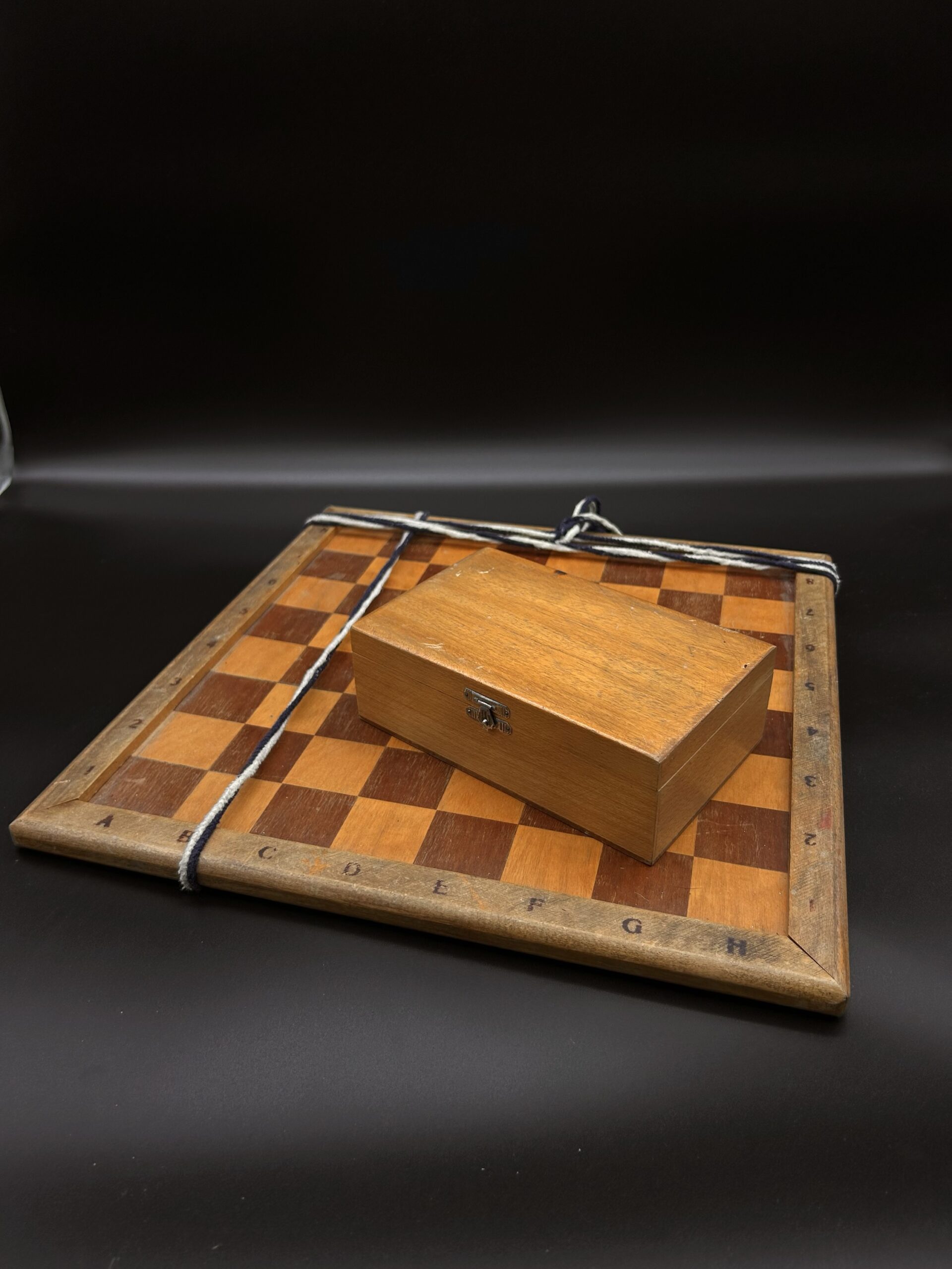 Zestaw szachów drewnianych