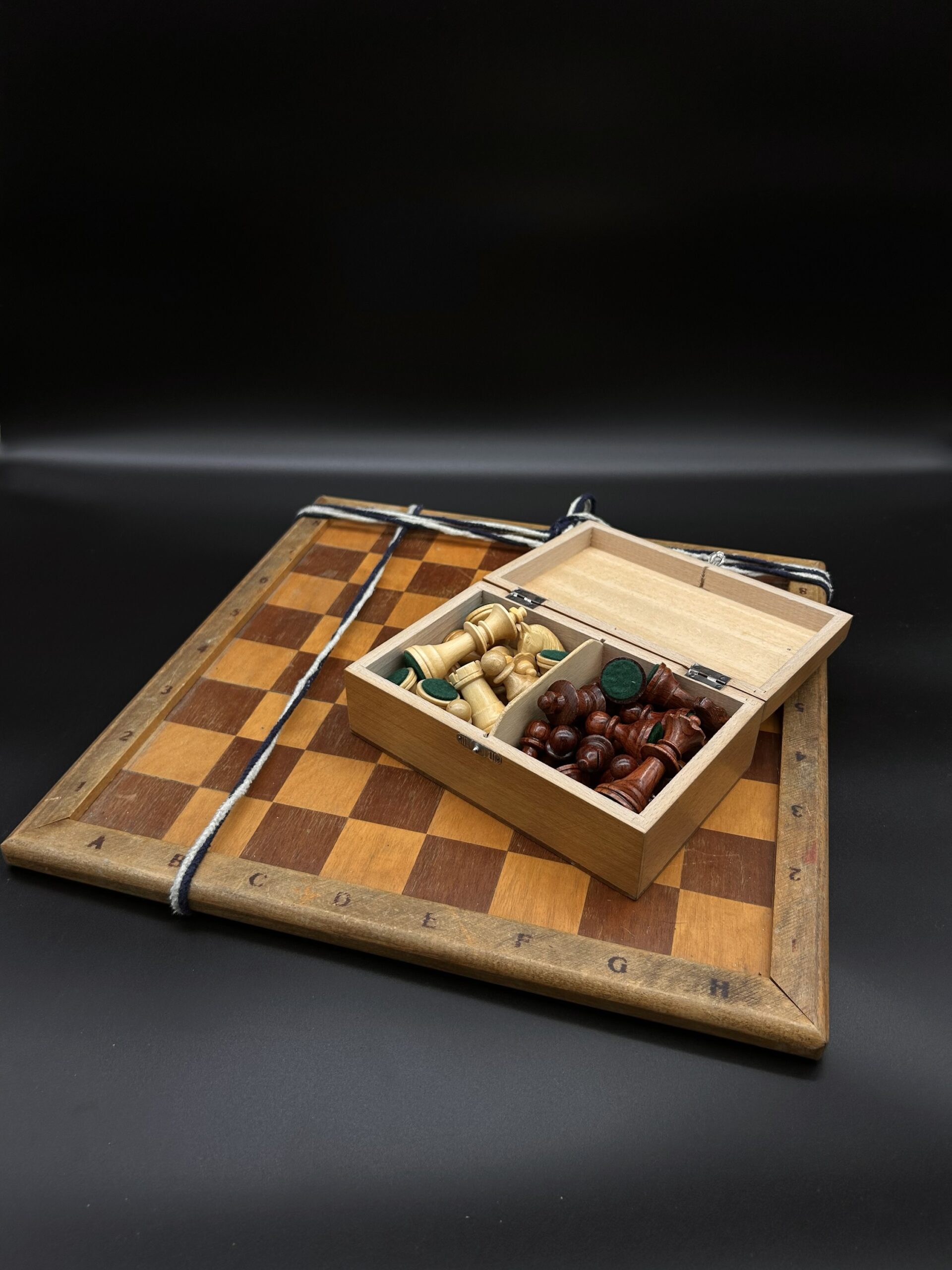 Zestaw szachów drewnianych - obrazek 2