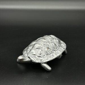 Pojemnik metalowy żółw