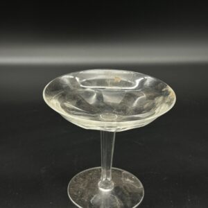 Puchar szklany przezroczysty