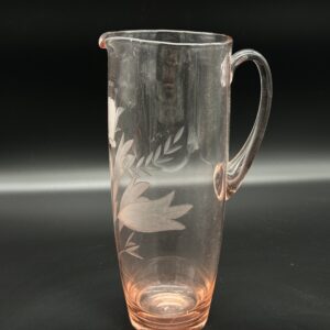 Dzbanek szklany różowy