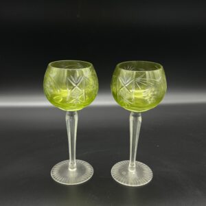 Zestaw kieliszków zielonych