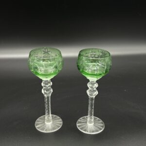 Zestaw 2 kieliszków zielonych grawerowanych