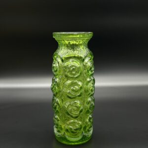 Zielony wazon ze szkła tłoczonego