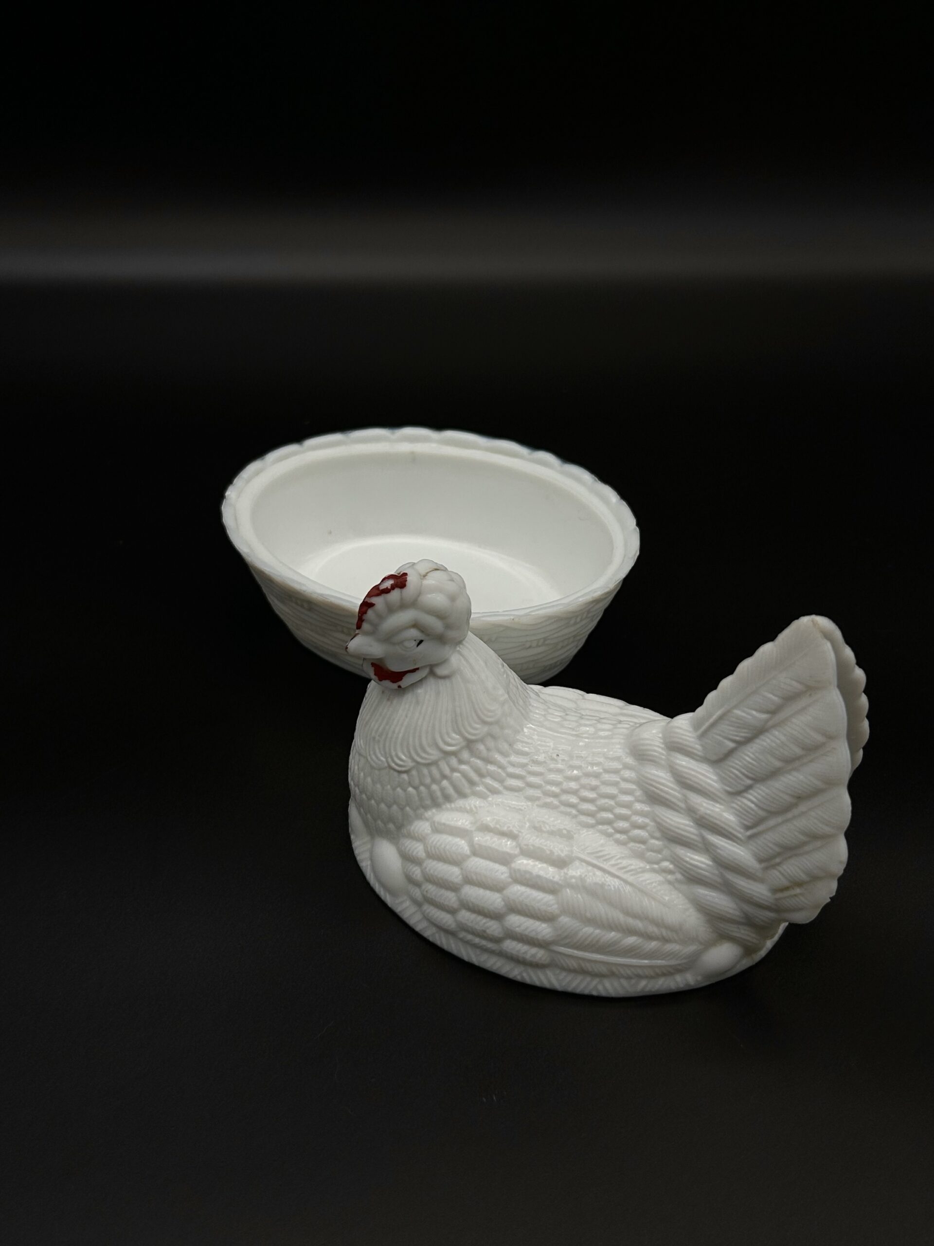 Mleczne szkło – misa w kształcie kury - obrazek 2