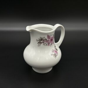 Porcelanowy dzbanuszek z różowym motywem kwiatowym