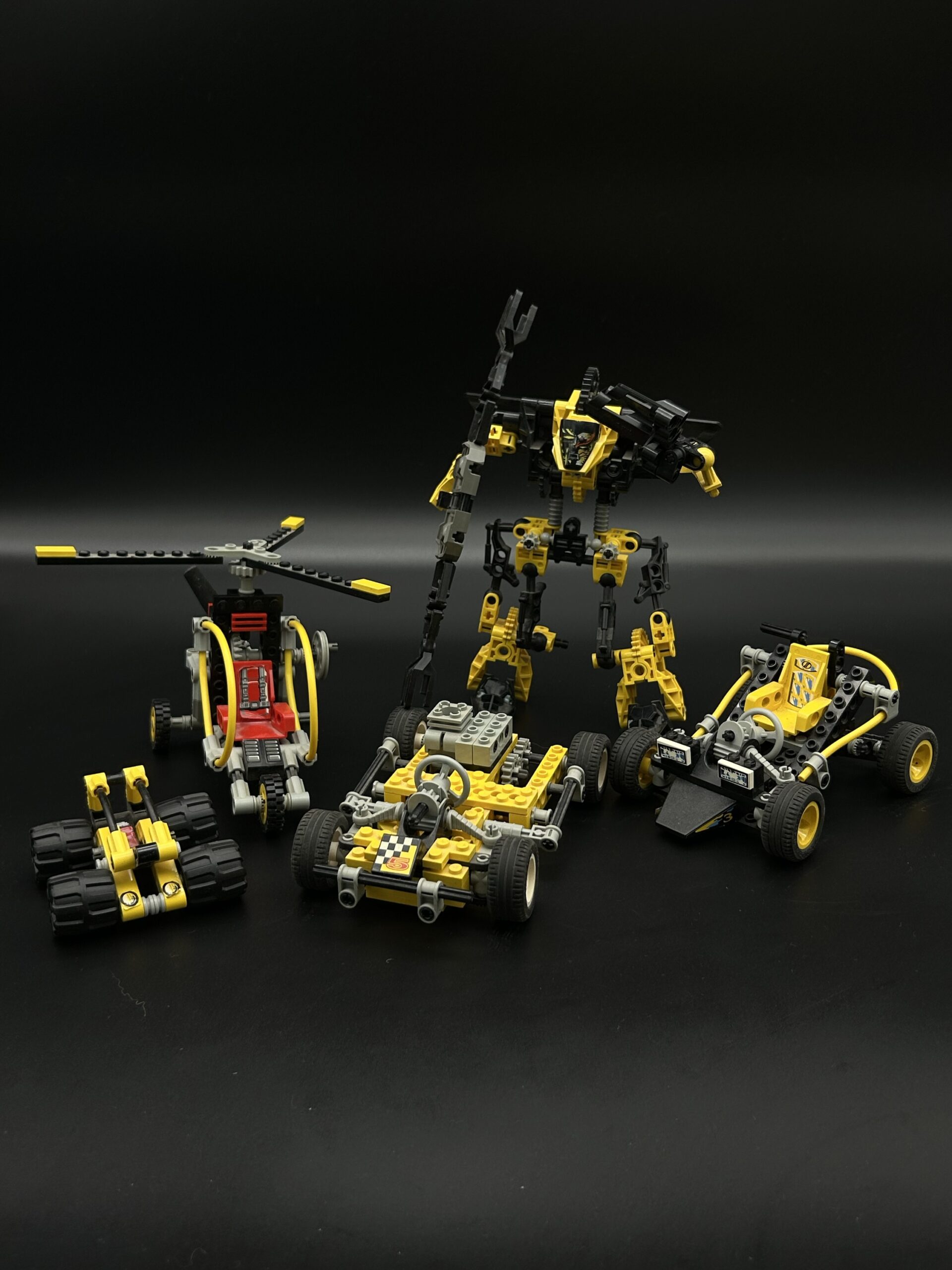 Zestaw LEGO Technic – pojazdy i robot