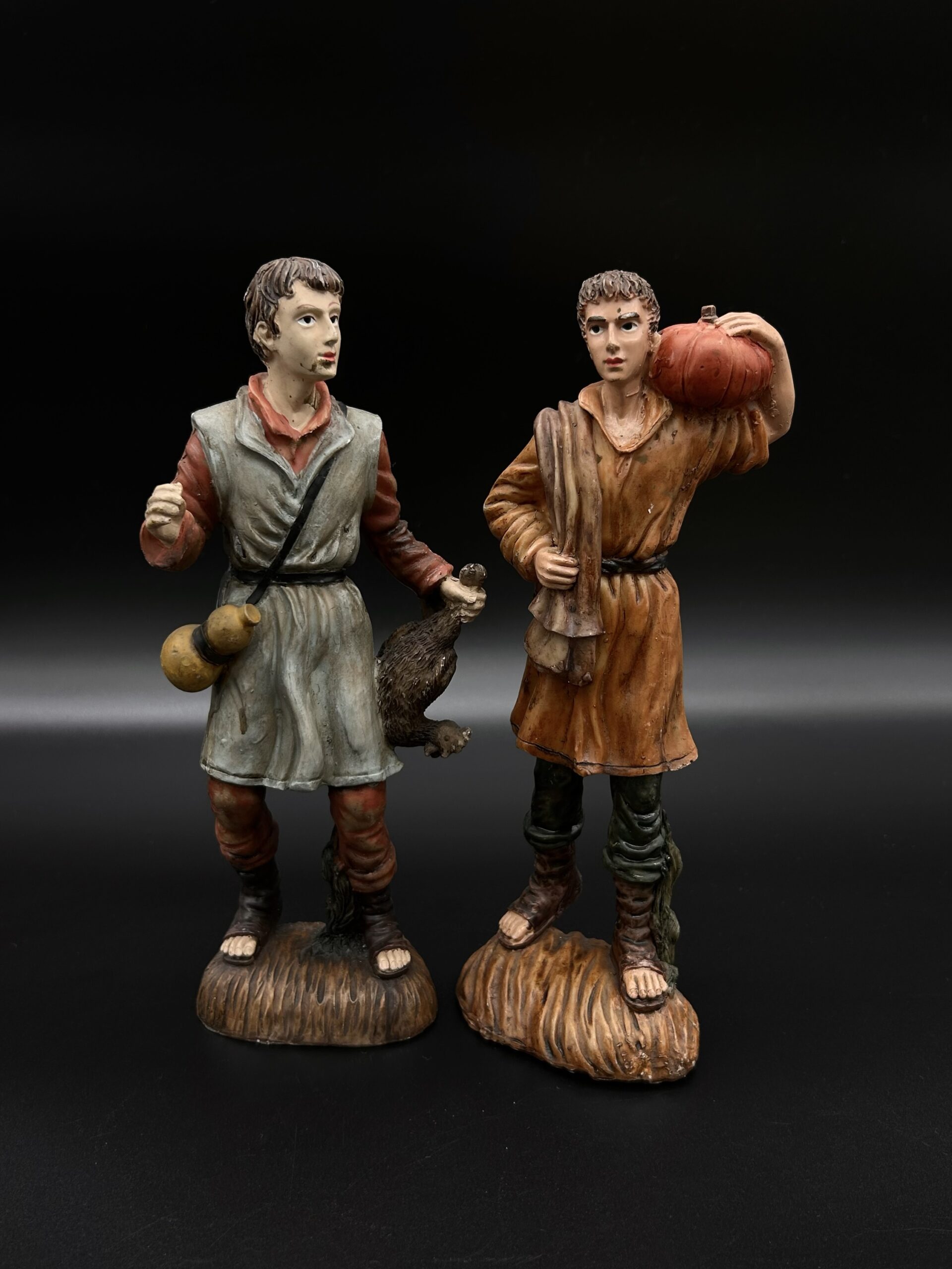 Zestaw 2 figurek pasterzy – styl rustykalny