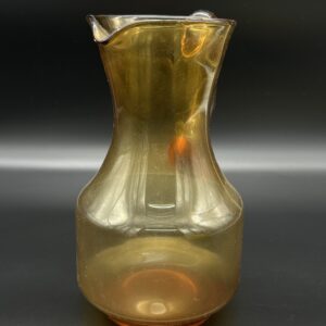 Dzban szklany w kolorze miodowym – vintage PRL