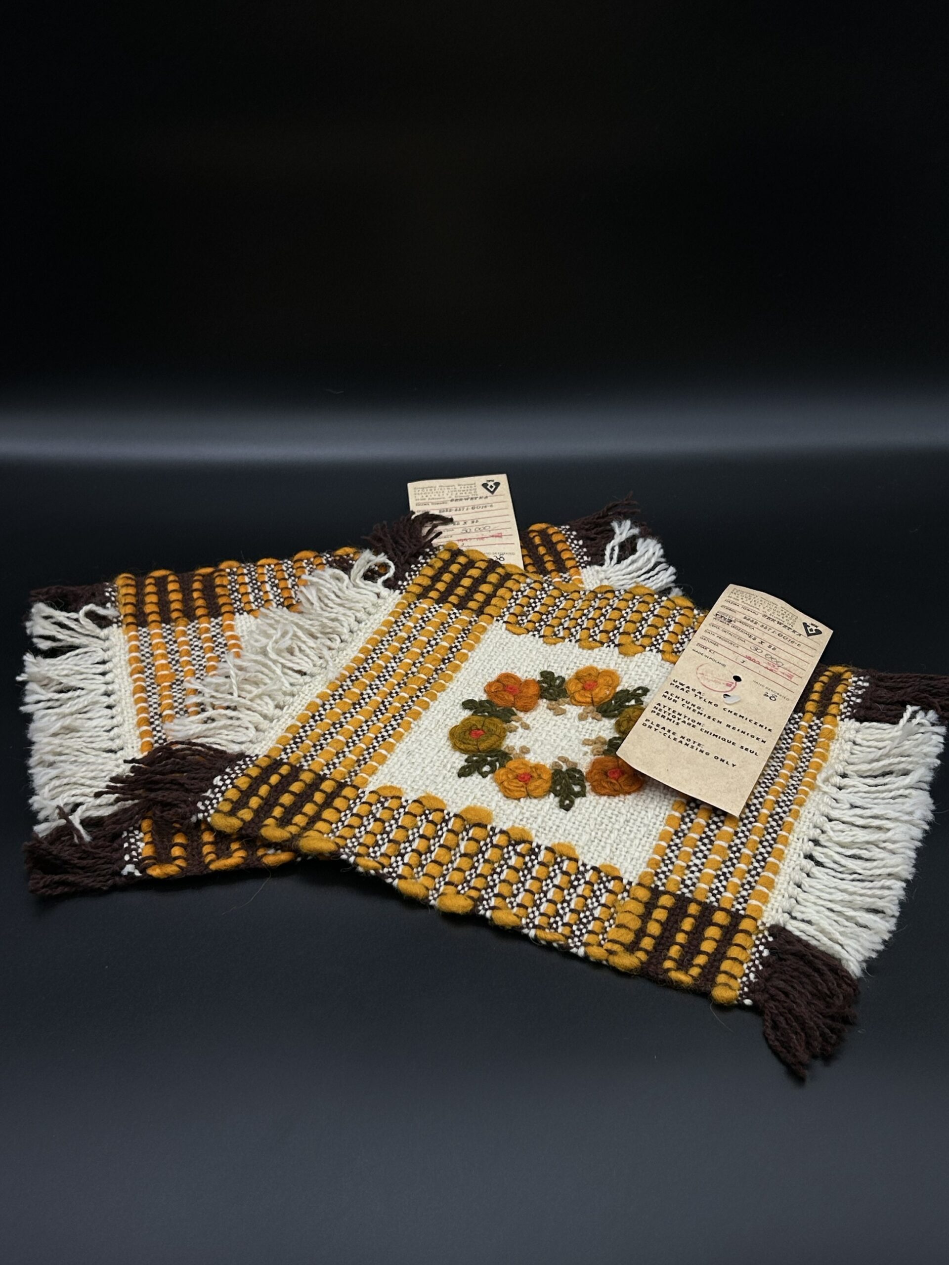 Zestaw ręcznie tkanych serwet PRL – komplet 2 sztuki